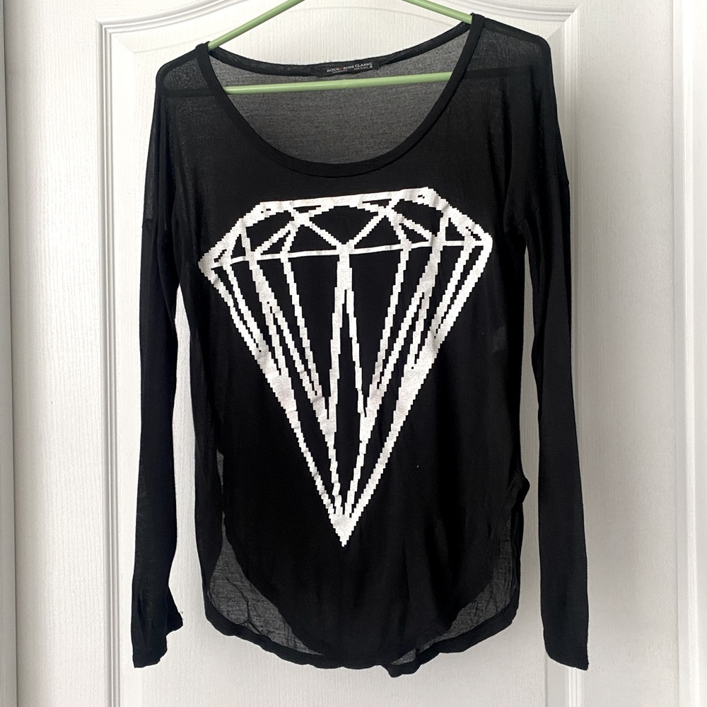 Rock and Roll Classic long sleeve shirt. Size small. Black.